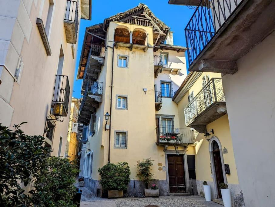 Romantic 5Vie Capis Domodossola Exterior foto
